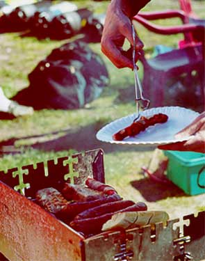 Menuen sammensætter du selv - grill og kul tager vi med